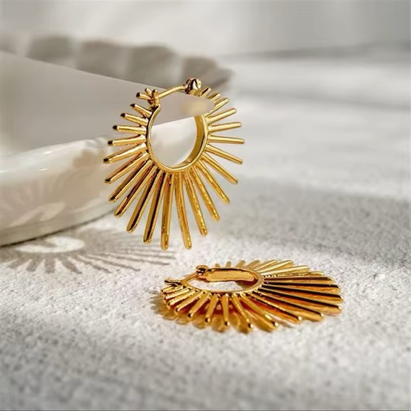Anthropologie Gold Sunburst Hoop Earrings - Picture 7 of 12